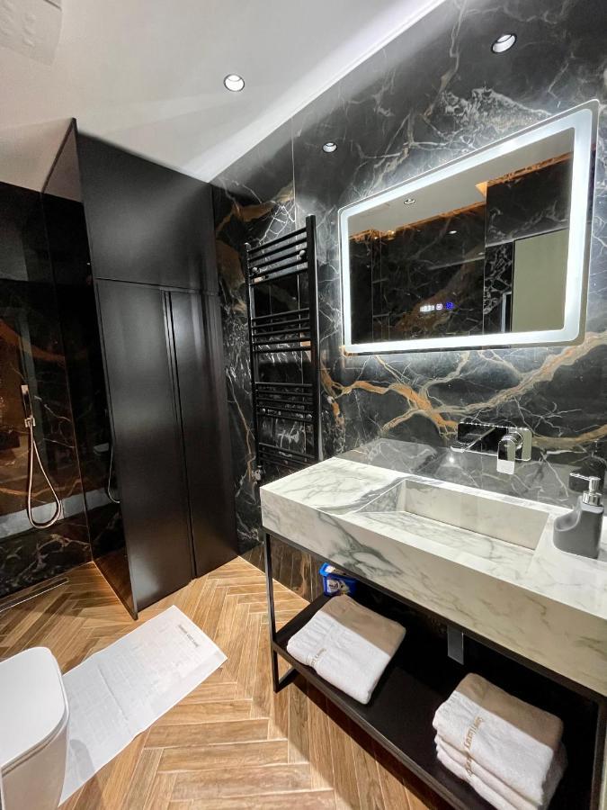 Queens Luxury Apartments Tirana Extérieur photo