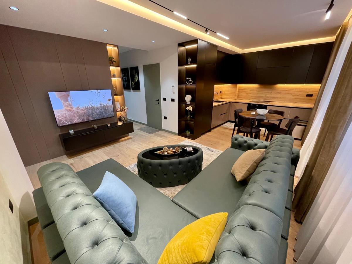 Queens Luxury Apartments Tirana Extérieur photo