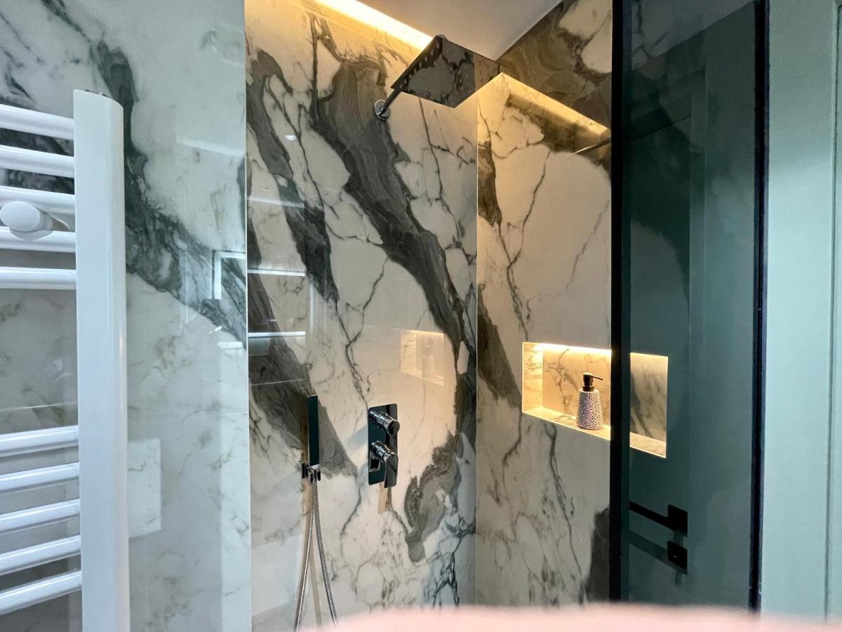 Queens Luxury Apartments Tirana Extérieur photo